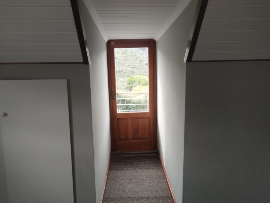 To Let 4 Bedroom Property for Rent in Welcome Glen Western Cape
